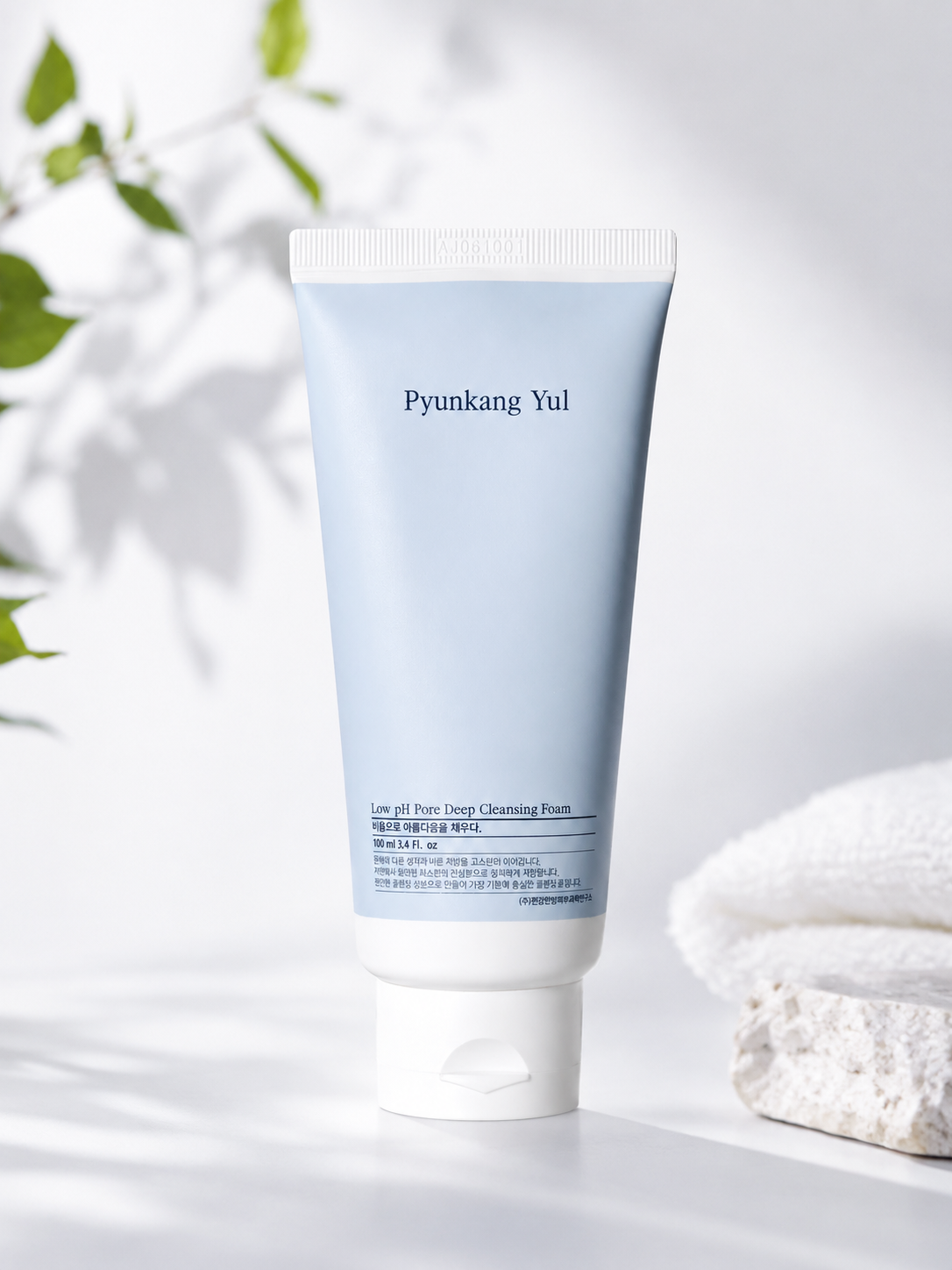 Pyunkang Yul Low pH Pore Deep Cleansing Foam 100ml product on a clean and aesthetic background .